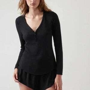 Athleta Wind Down Sleep Top Size XL Black Waffle Knit Henley Lounge Comfy